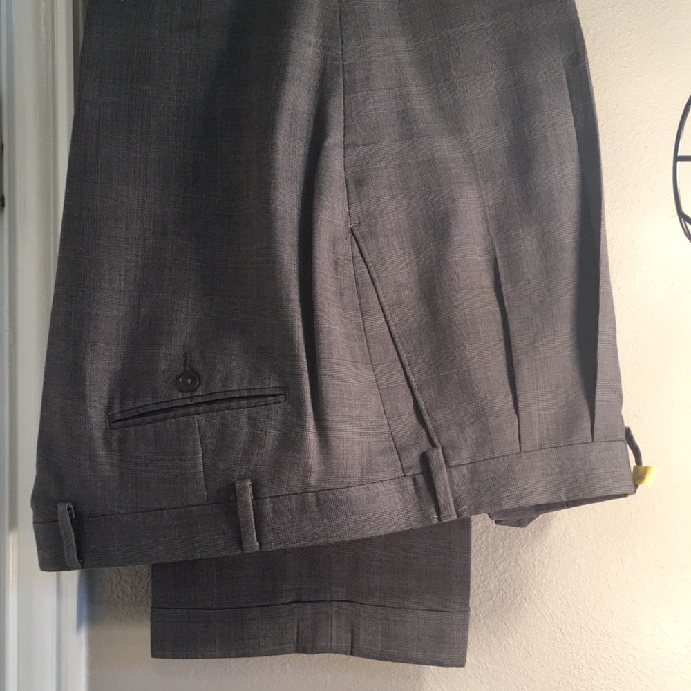 Grey light patter Ralph Lauren